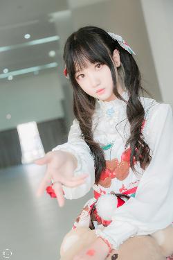 黑色蕾丝透视露胸旗袍连衣裙