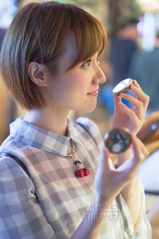 无颜之月动漫第一季全集