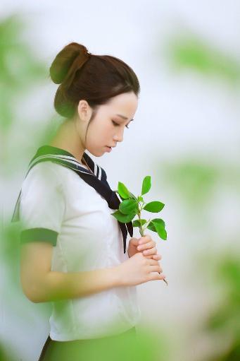 隔壁的女孩在线观看免费版电视剧全集2017