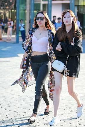 婚姻的两种猜想电视剧免费观看