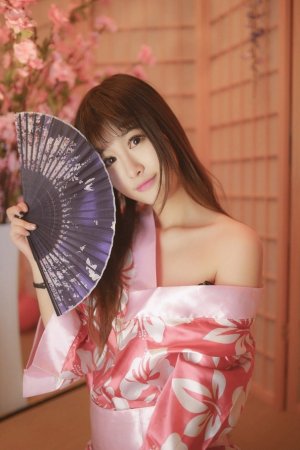 少年白马醉春风